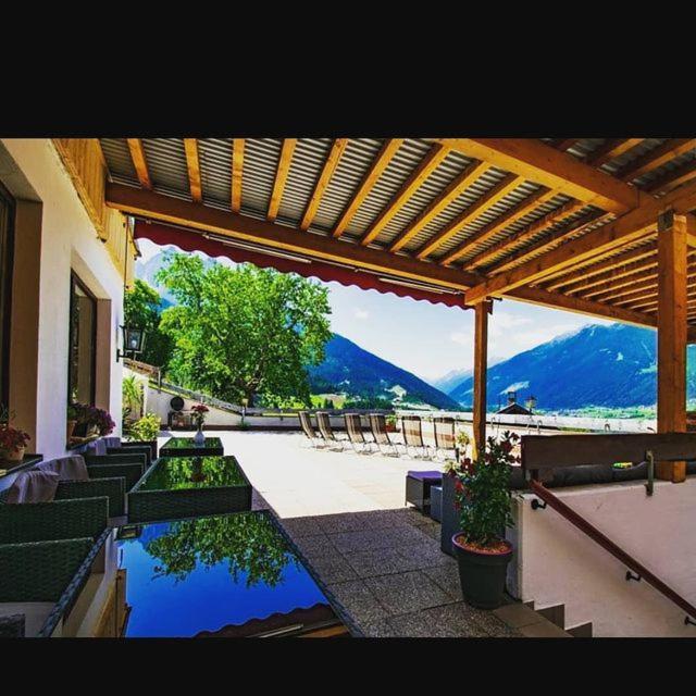Panorama-Ferienhaus Im Stubaital 米耶德斯 外观 照片