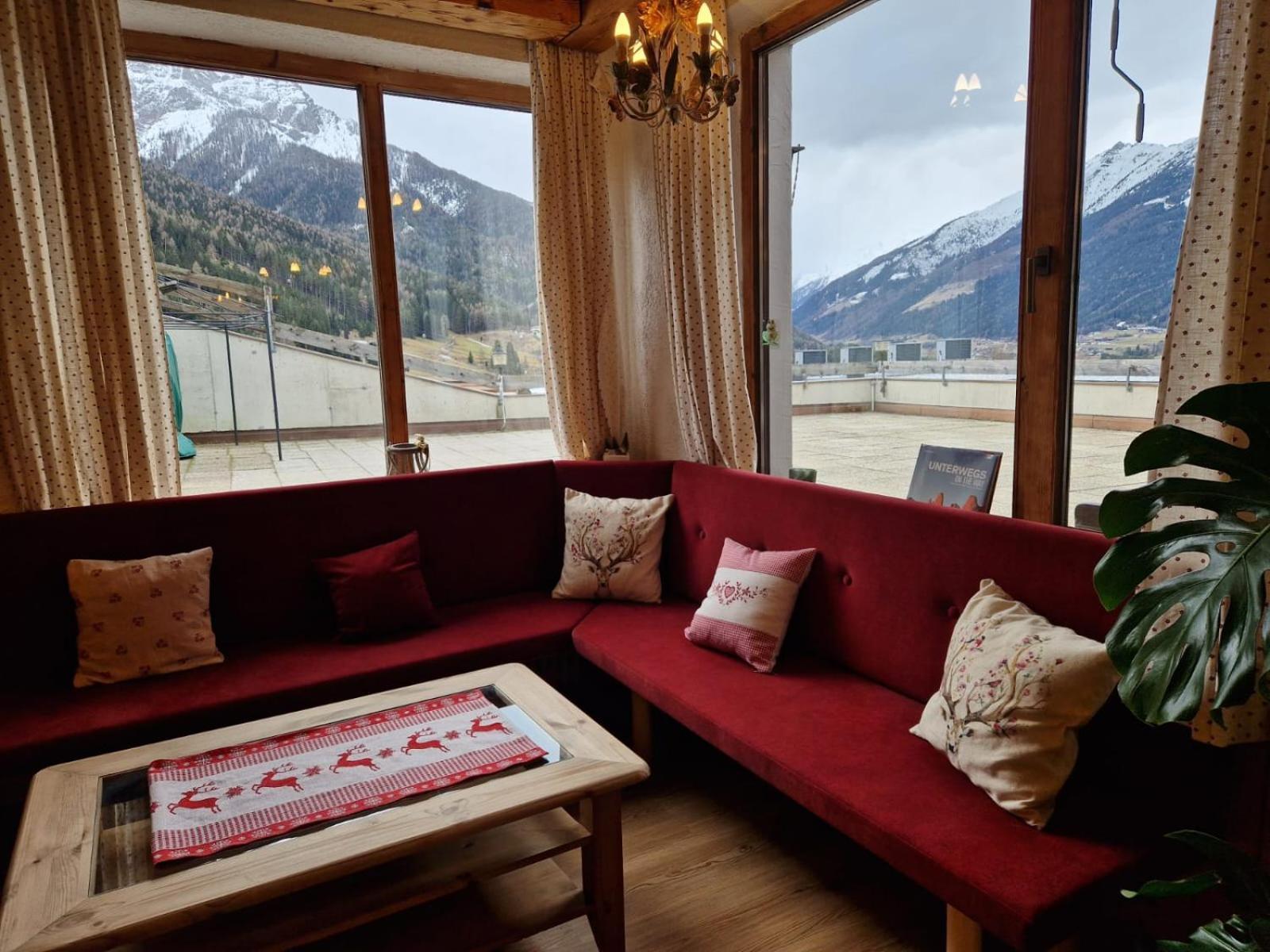 Panorama-Ferienhaus Im Stubaital 米耶德斯 外观 照片